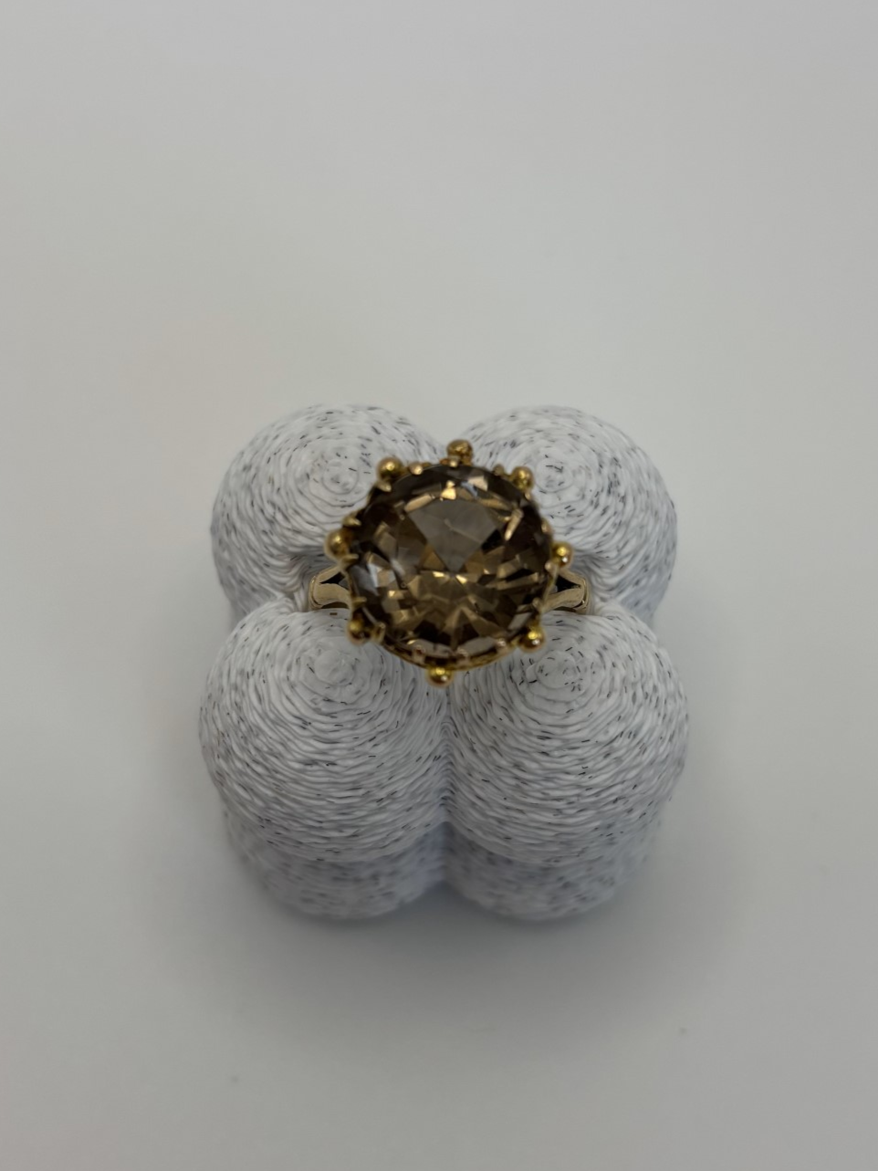 9ct Yellow Gold Striking Smoky Quartz Ring