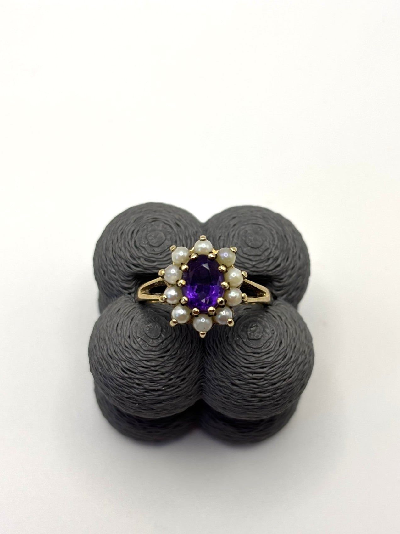 9ct Yellow Gold Amethyst and Pearls Cluster Ring