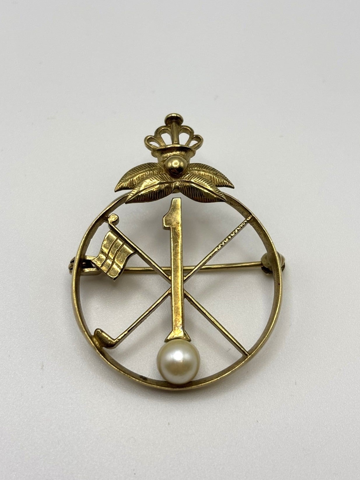 9ct Yellow Gold & Pearl Golf Hole In One Brooch 1992