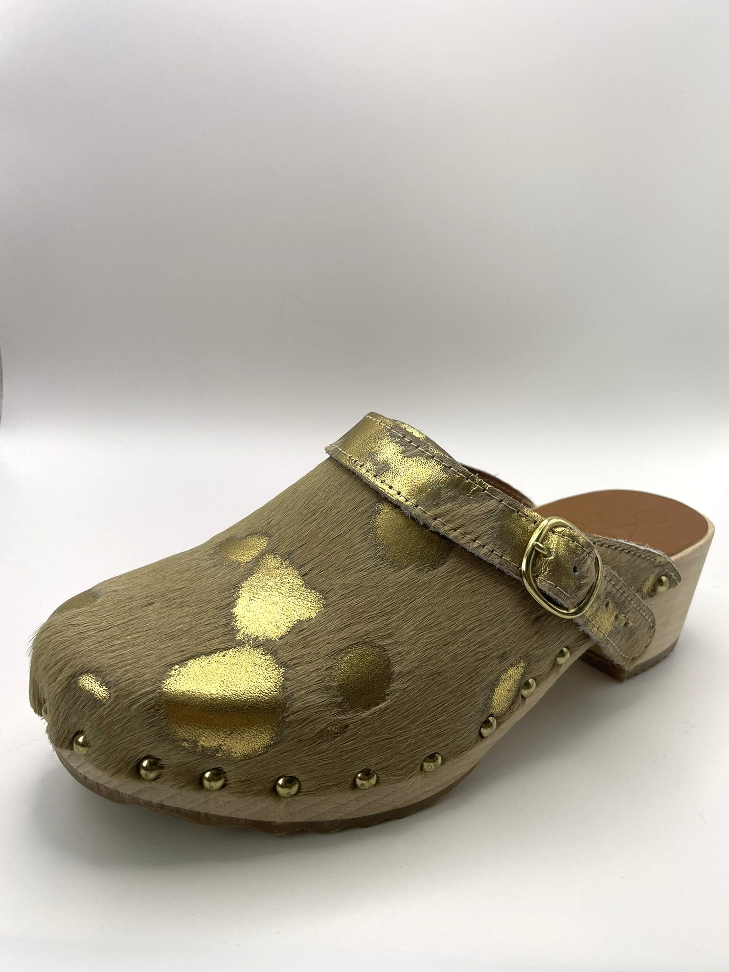 BOSABO Fancy Clogs Dark Beige & Gold Leather Size 6