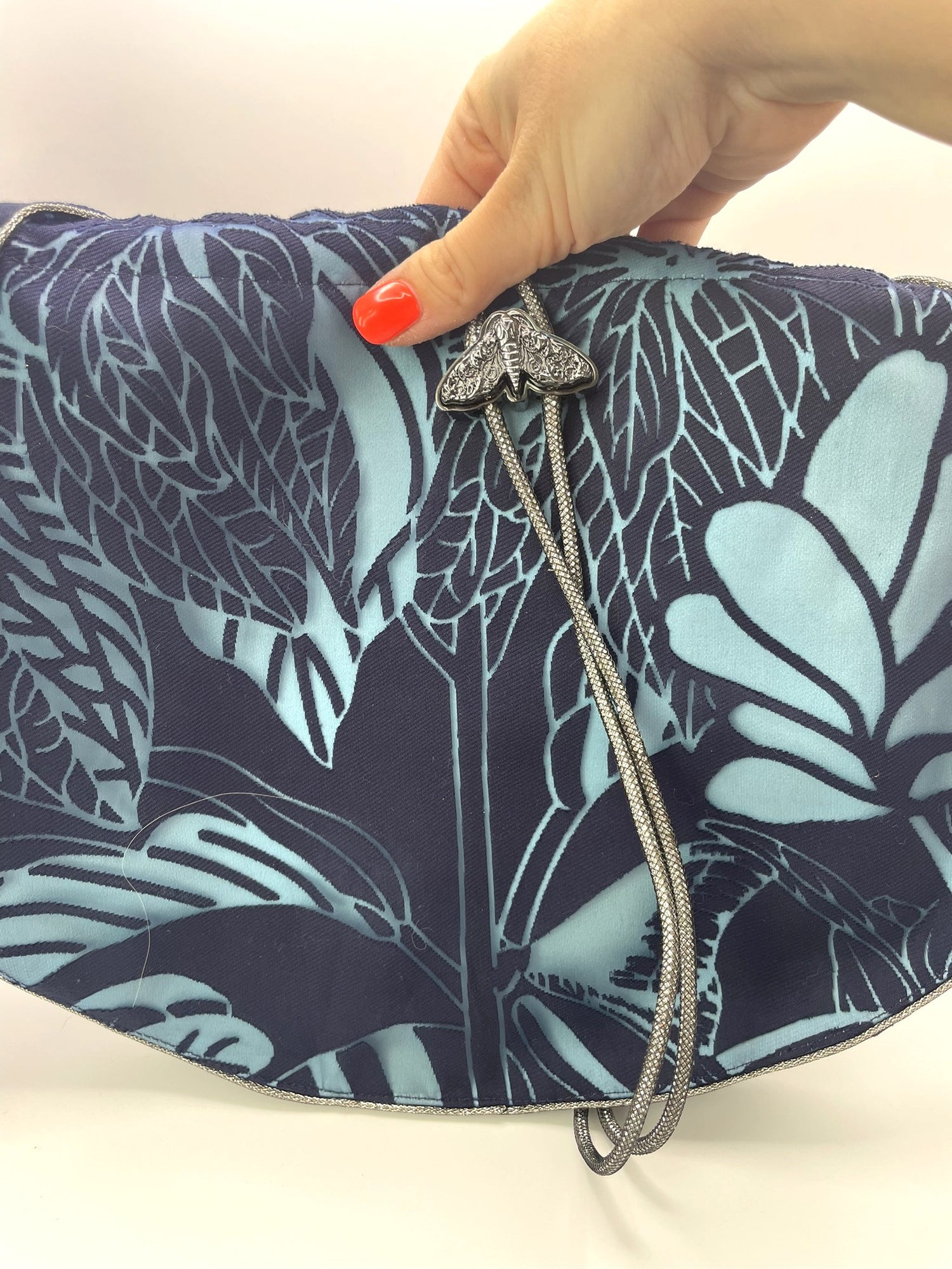 Mithridate Unusual Clip Frame Drawstring Clutch Bag with Beautiful Motifs & Moth Silver Hardware